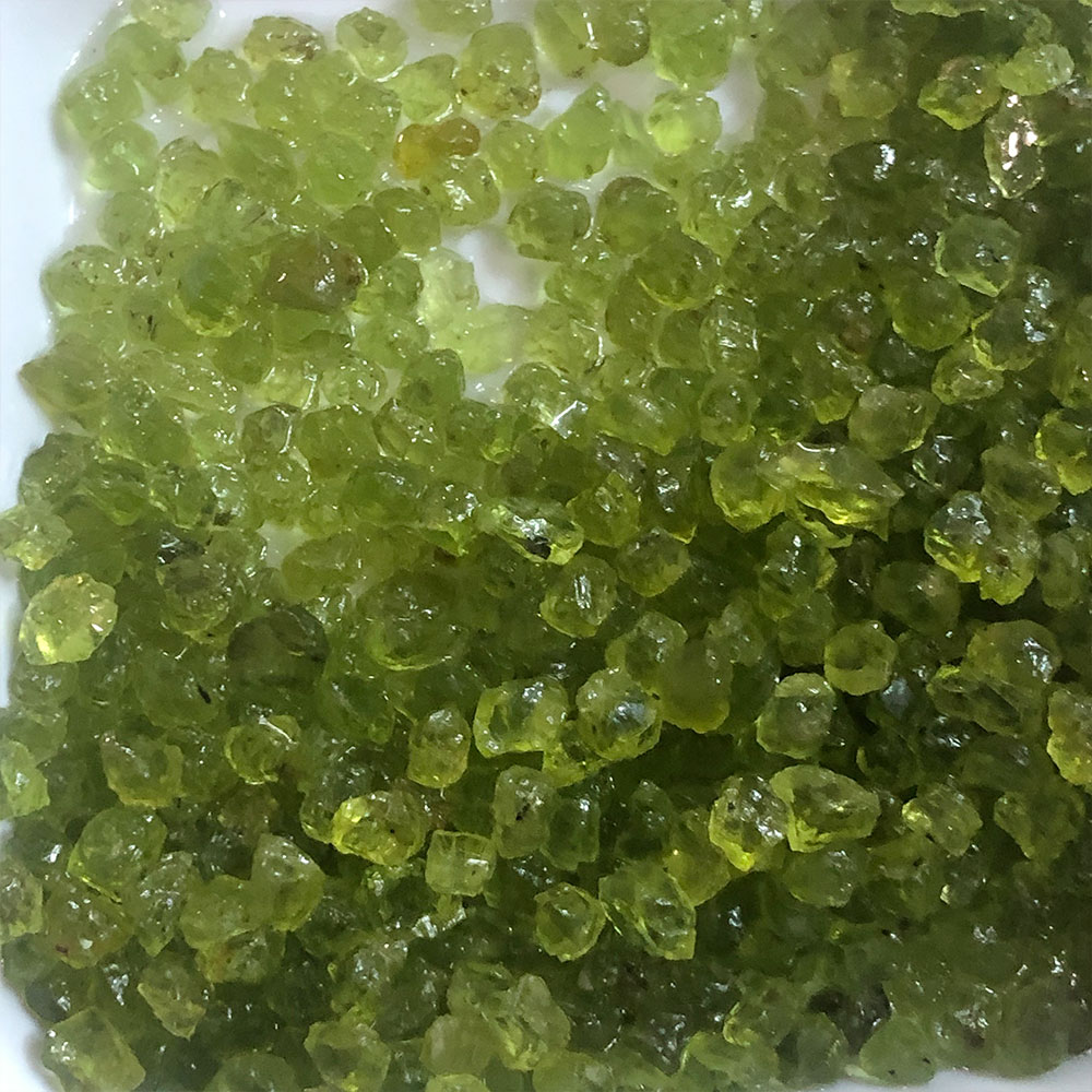 Healing Crystal Set - 20 กรัม/แพ็คธรรมชาติ Peridot Olivine คริสตัลควอตซ์ดิบหินชิปกรวดอัญมณีตกแต่งบ้าน Aquarium