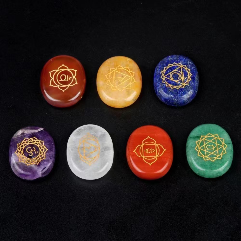 Healing Crystal Set - 7 ชิ้นคริสตัลธรรมชาติหินเครื่องประดับชุดรูปไข่พลังงานจักระจักระลูกปัดการรักษาฮวงจุ้ยตกแต่งบ้าน 22x28 มม.
